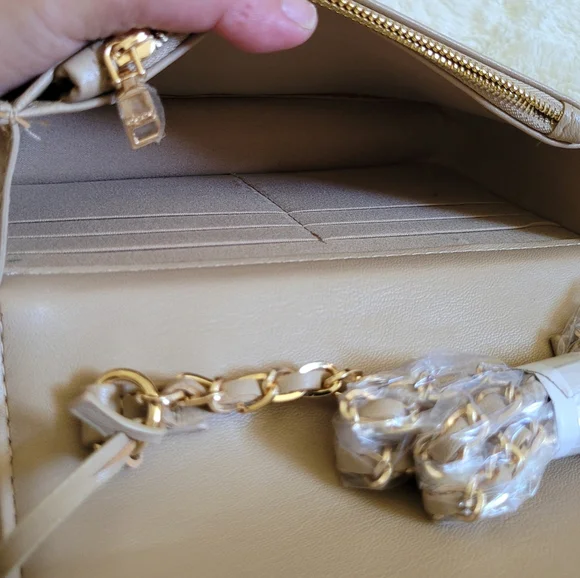 bebe Chica👩 Stud Crossbody Bag in Beige - NWT - Picture 12 of 16